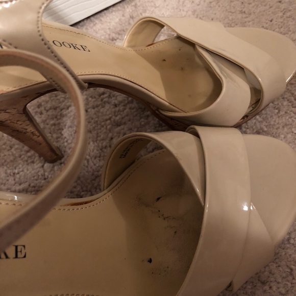 Heels - Picture 4 of 5